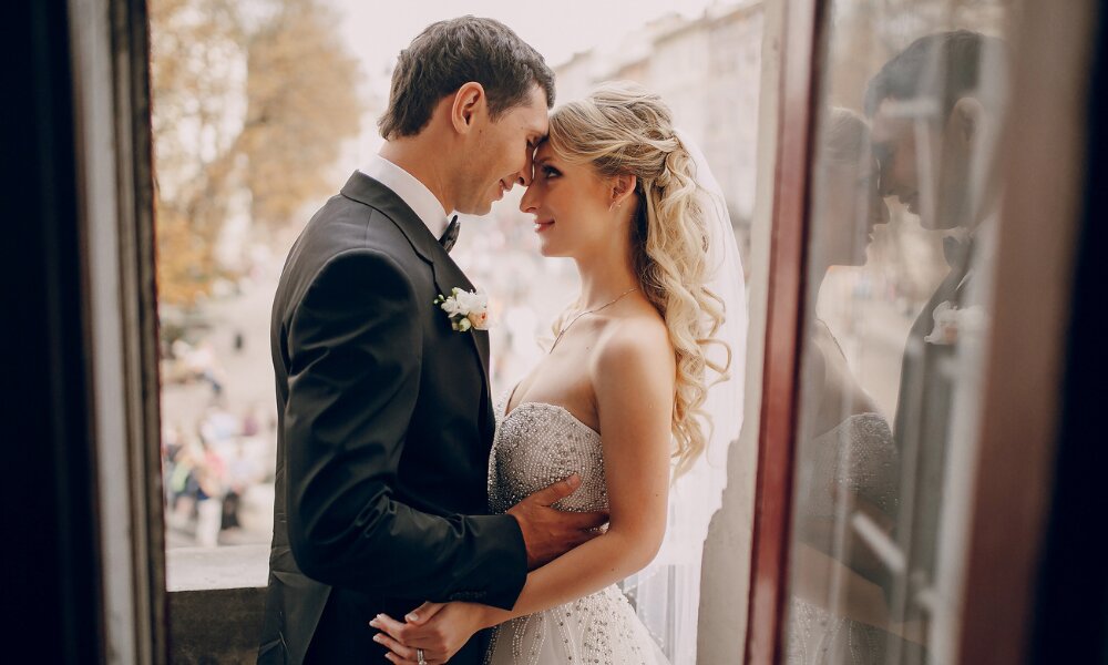 foreign women vs American women treat marriage.