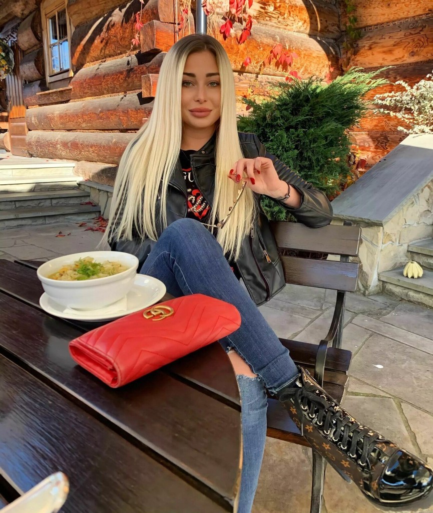 Tetiana Profile image 6