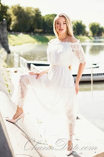 Natalia Profile image 2