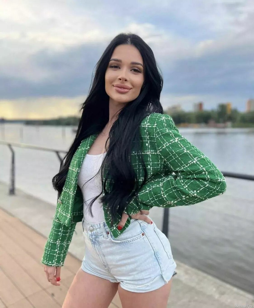 Ludmila Profile image 5