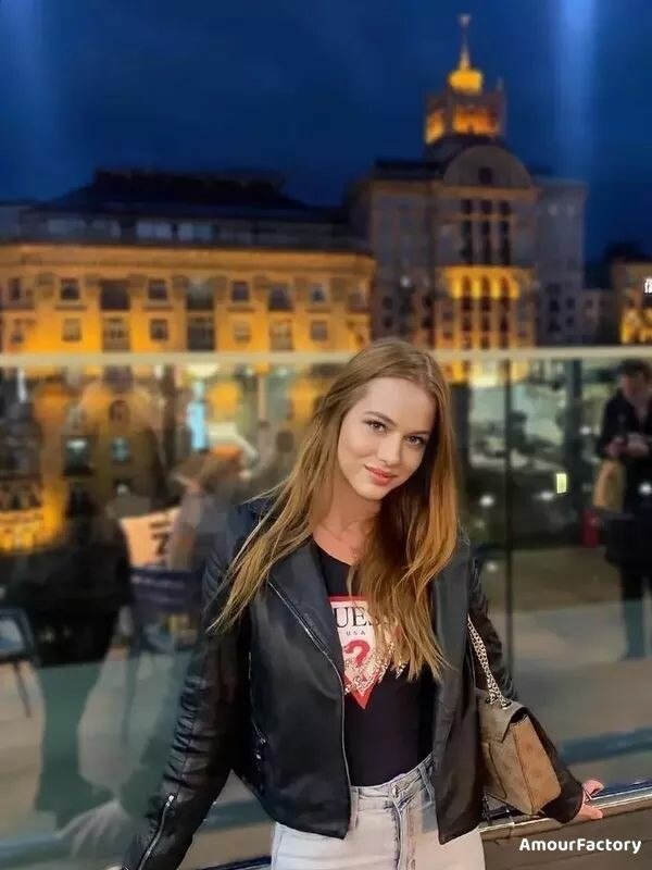 Marta Profile image 4