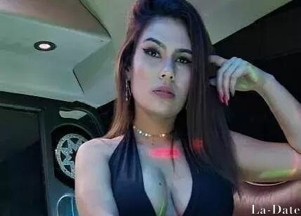 Alejandra Profile image 3