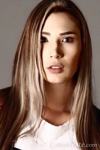 Luisa Profile image 3