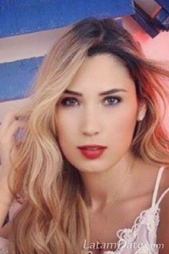 Luisa Profile image 2