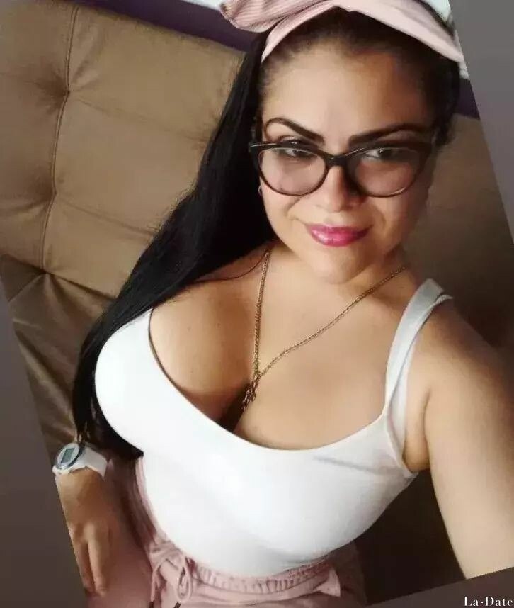 Aztiley Profile image 1