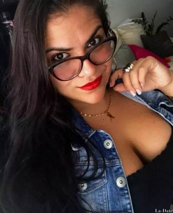 Aztiley Profile image 2