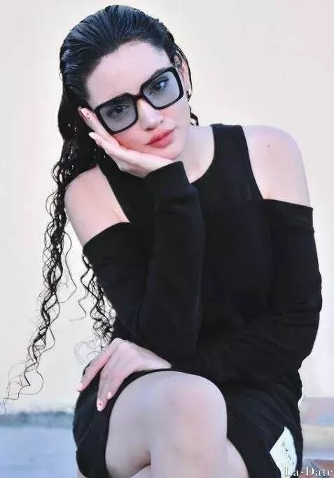 Marian Profile image 5