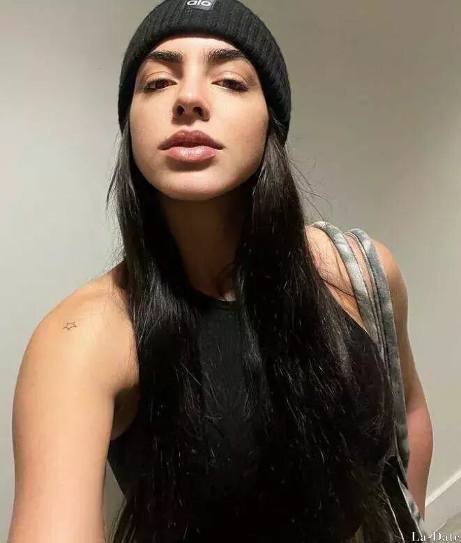 Ivonne Profile image 5