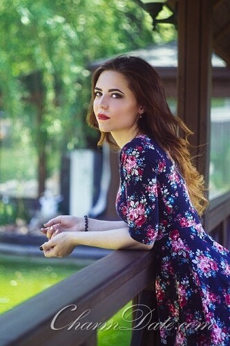 Julia Profile image 1