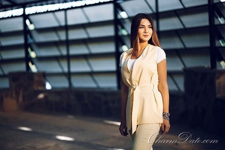 Karina Profile image 1