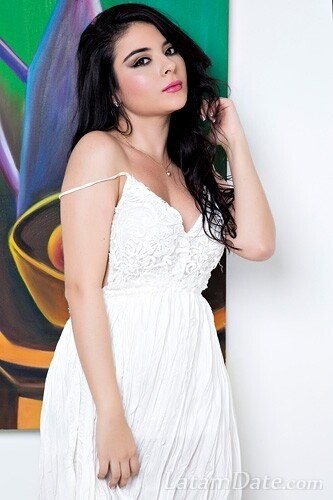 FERNANDA Profile image 2