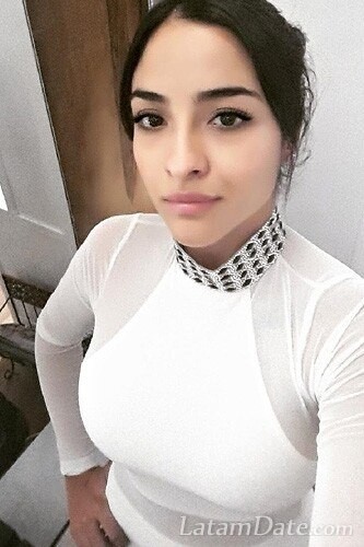 Kelly Profile image 3