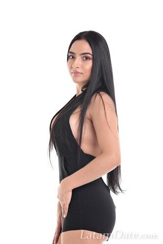 Kelly Profile image 2