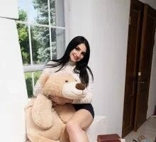 Irina Profile image 2