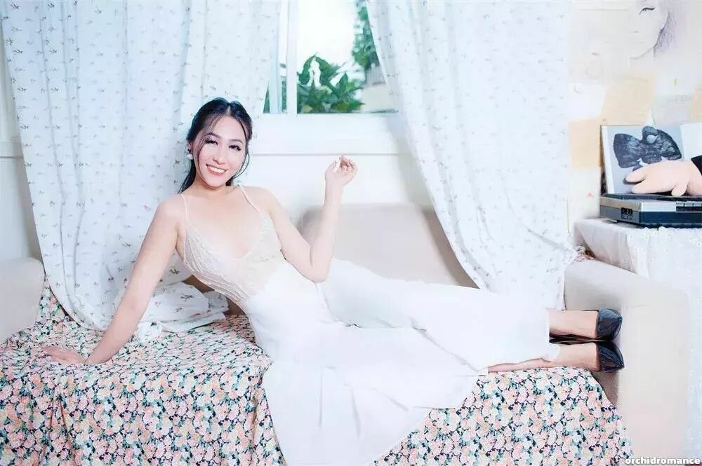 Alice Profile image 4