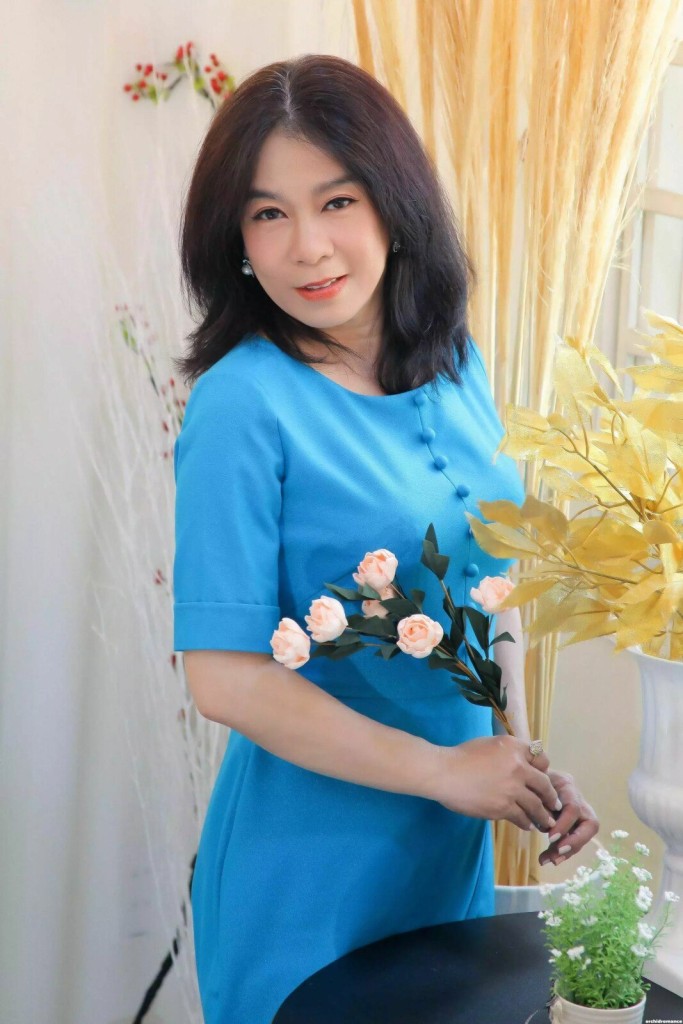 Hanah Profile image 2