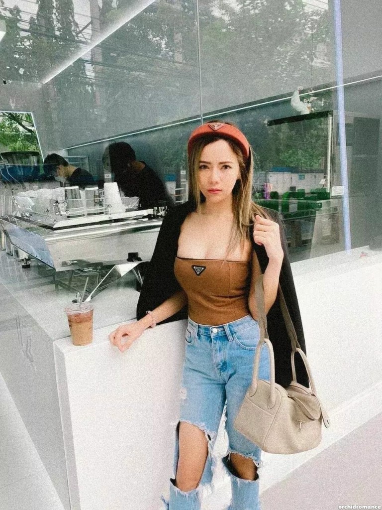 Watjanee Profile image 4