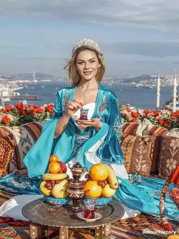 Anna Profile image 4