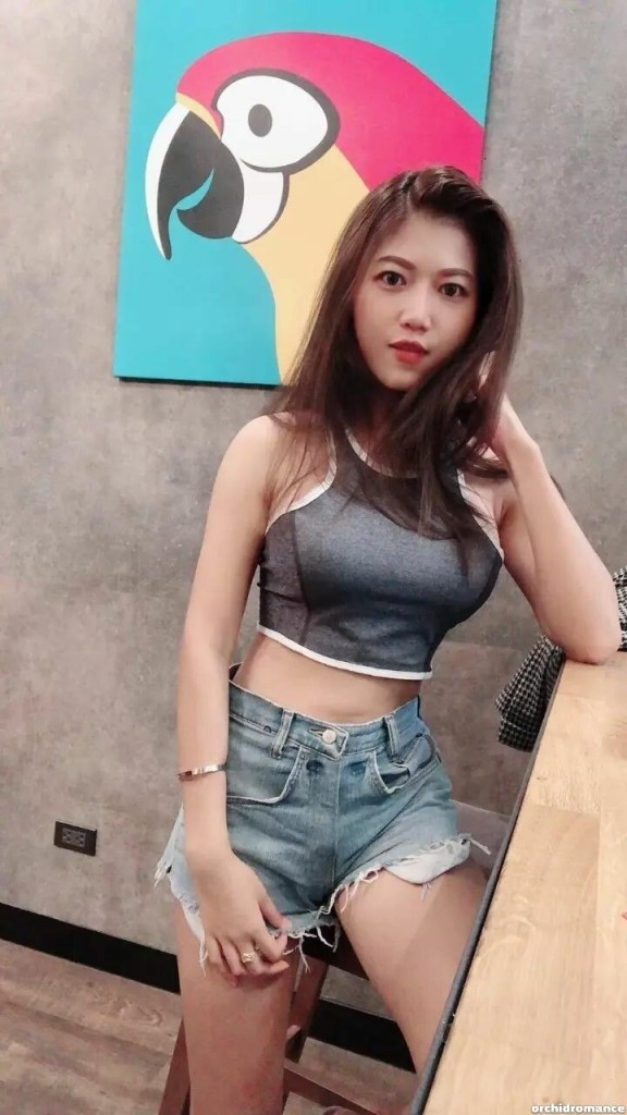 Suphatsorn Profile image 2