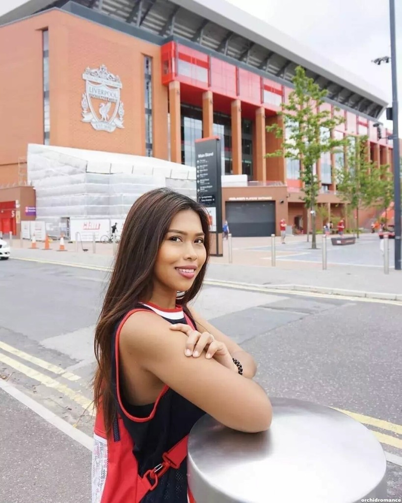 Chariya Profile image 3