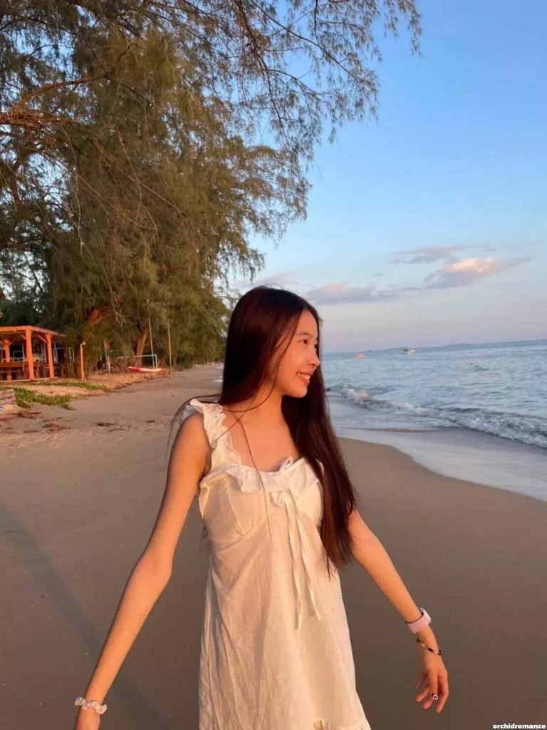 Natcha Profile image 6