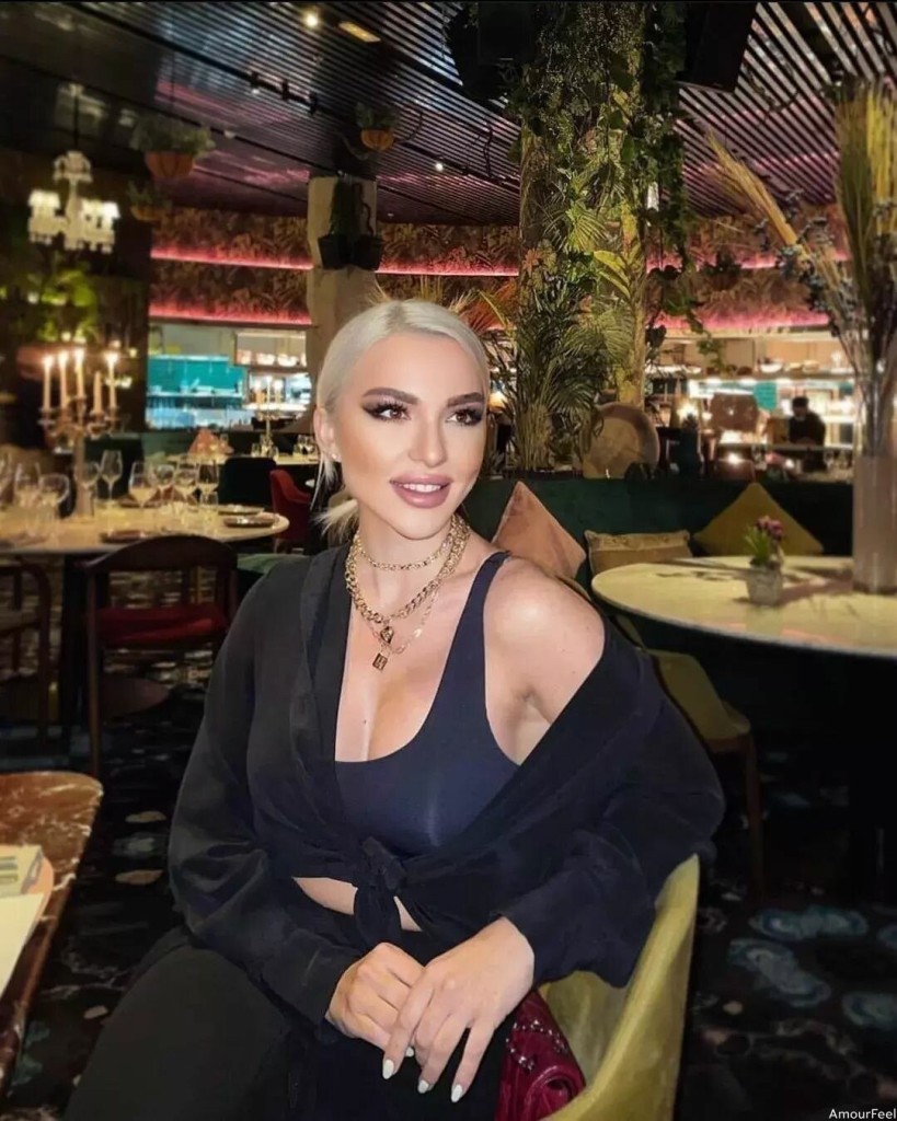 Zhanar Profile image 1