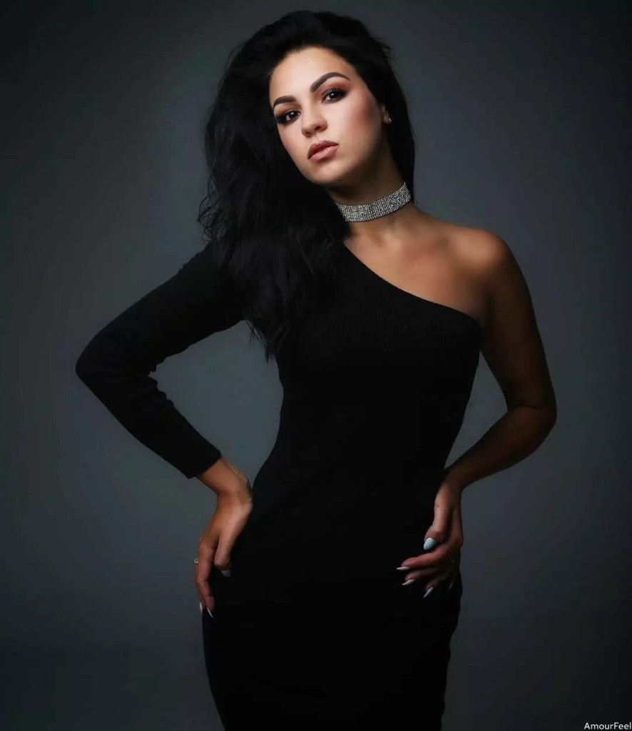 Victoria Profile image 6