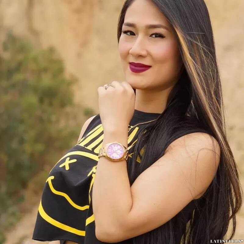 Angela Profile image 4