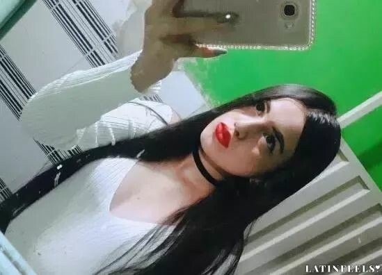 Estefania Profile image 3