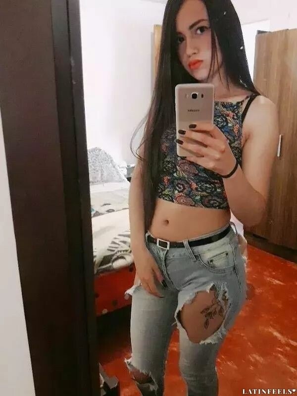 Estefania Profile image 1