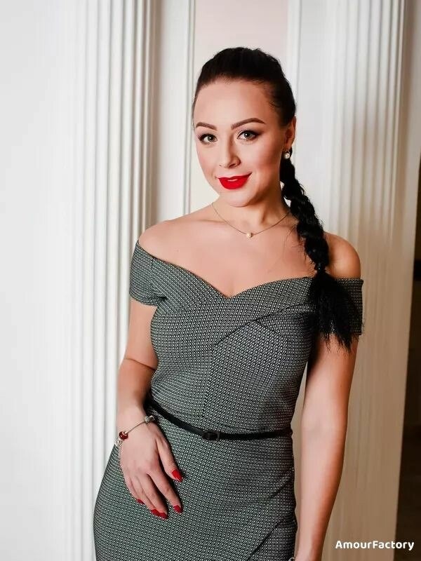 Julia Profile image 1