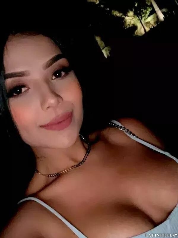 Valentina Profile image 4