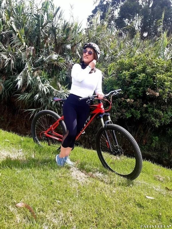 Milena Profile image 4