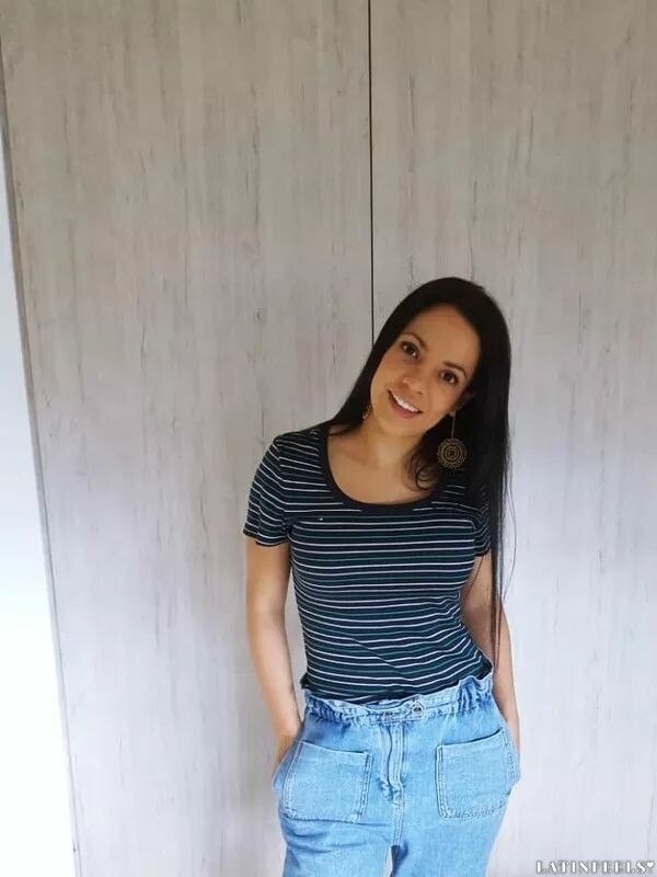 Angela Profile image 3