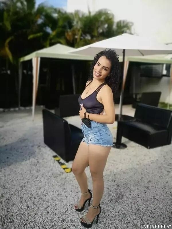 Vanessa Profile image 1