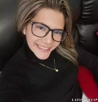 Paula Profile image 4
