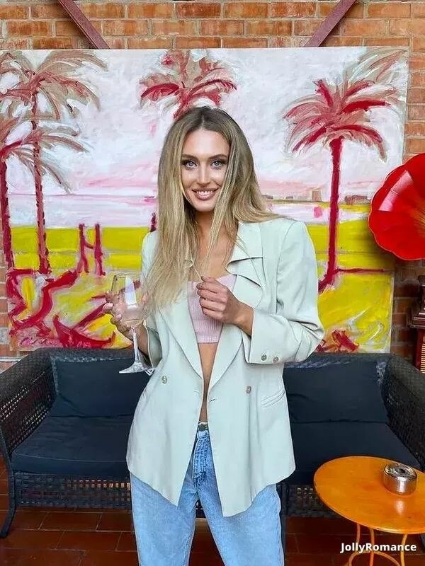 Viktoria Profile image 3