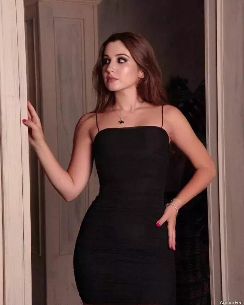 Yuliia Profile image 2