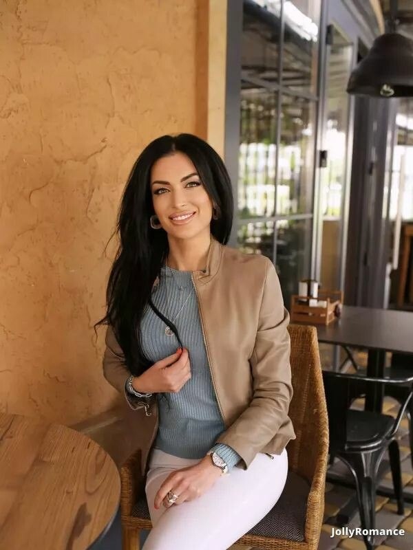 Yaroslava Profile image 4