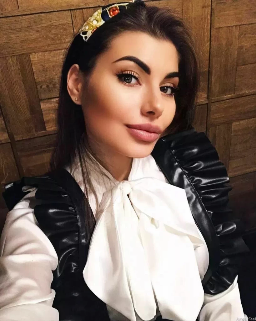 Milena Profile image 5