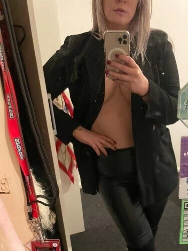 emm_01 Profile image 1