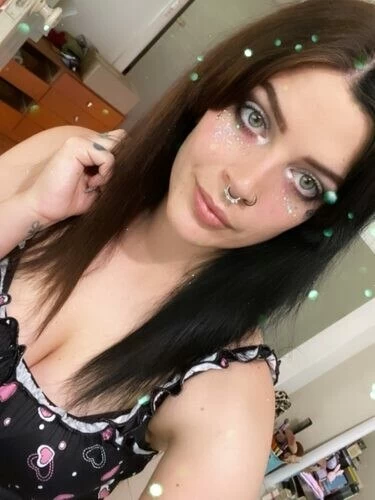 Unigirl Profile image 3