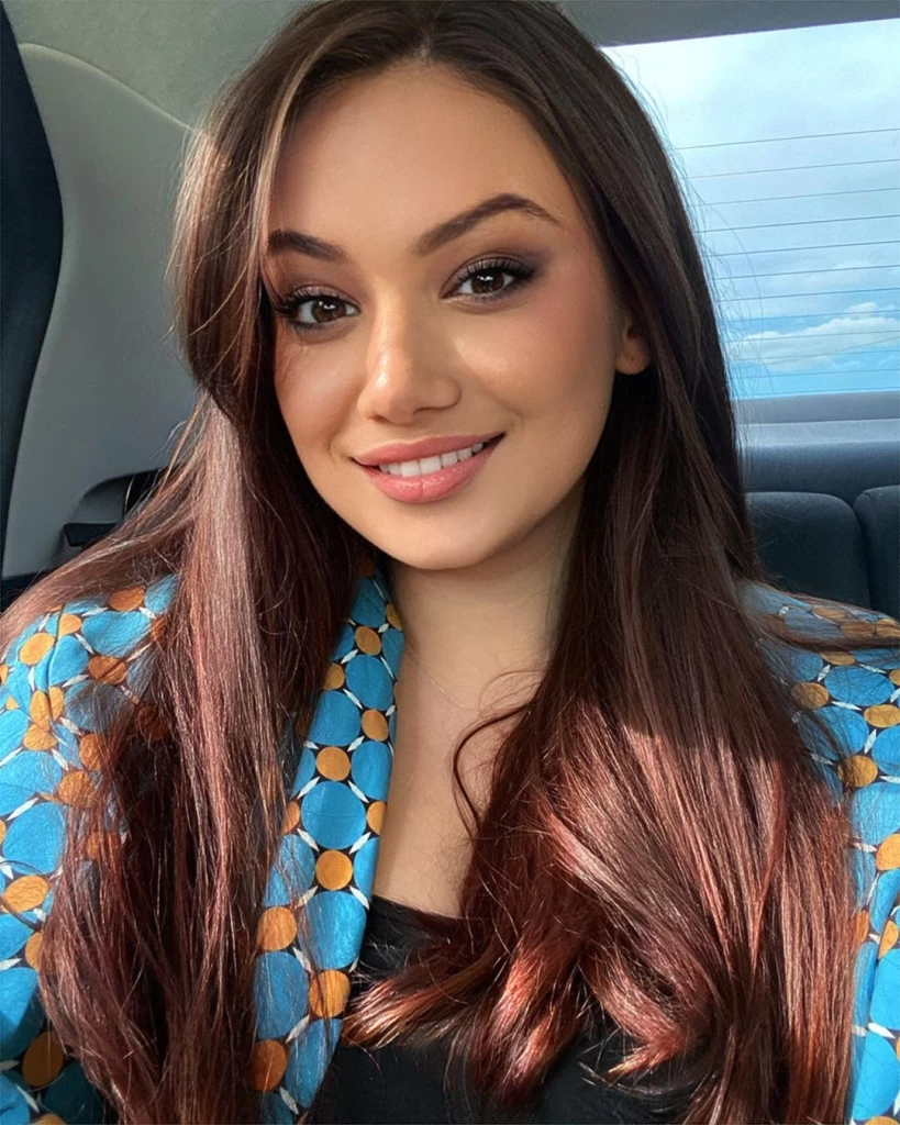 Anna Profile image 5