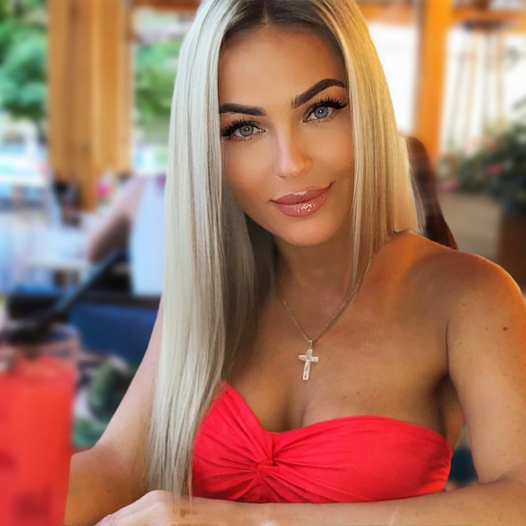 Marianna Profile image 17