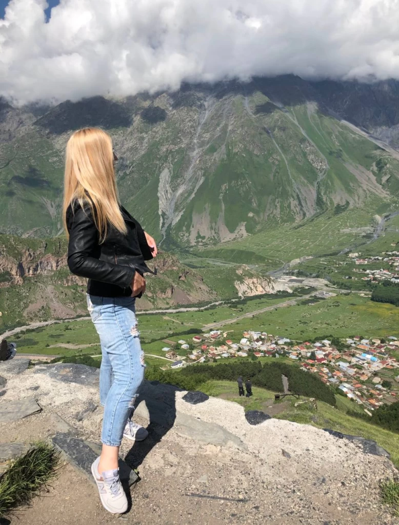 Olena Profile image 5