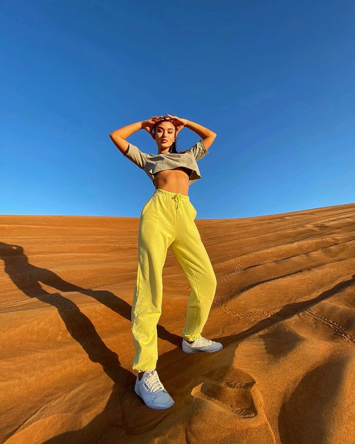 Alina Profile image 1