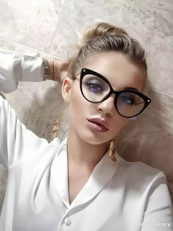 Anna Profile image 1