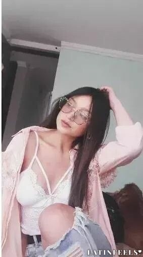 Alejandra Profile image 4