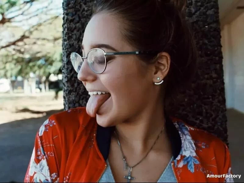 Viktoria Profile image 4