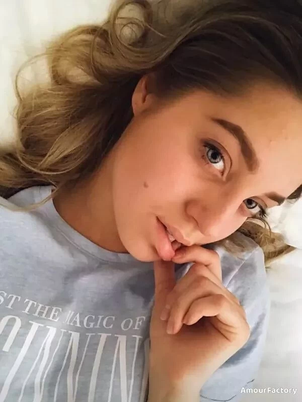 Viktoria Profile image 3